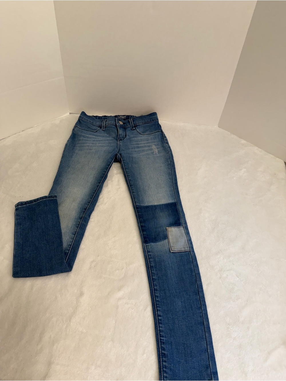 Old Navy Girl’s Blue Patch Slim Jeans Size 10 Regular